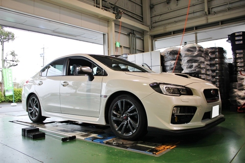 WRX S4にエンケイ PF07 ！ | 鈴鹿店 | 店舗ブログ | タイヤ＆ホイール